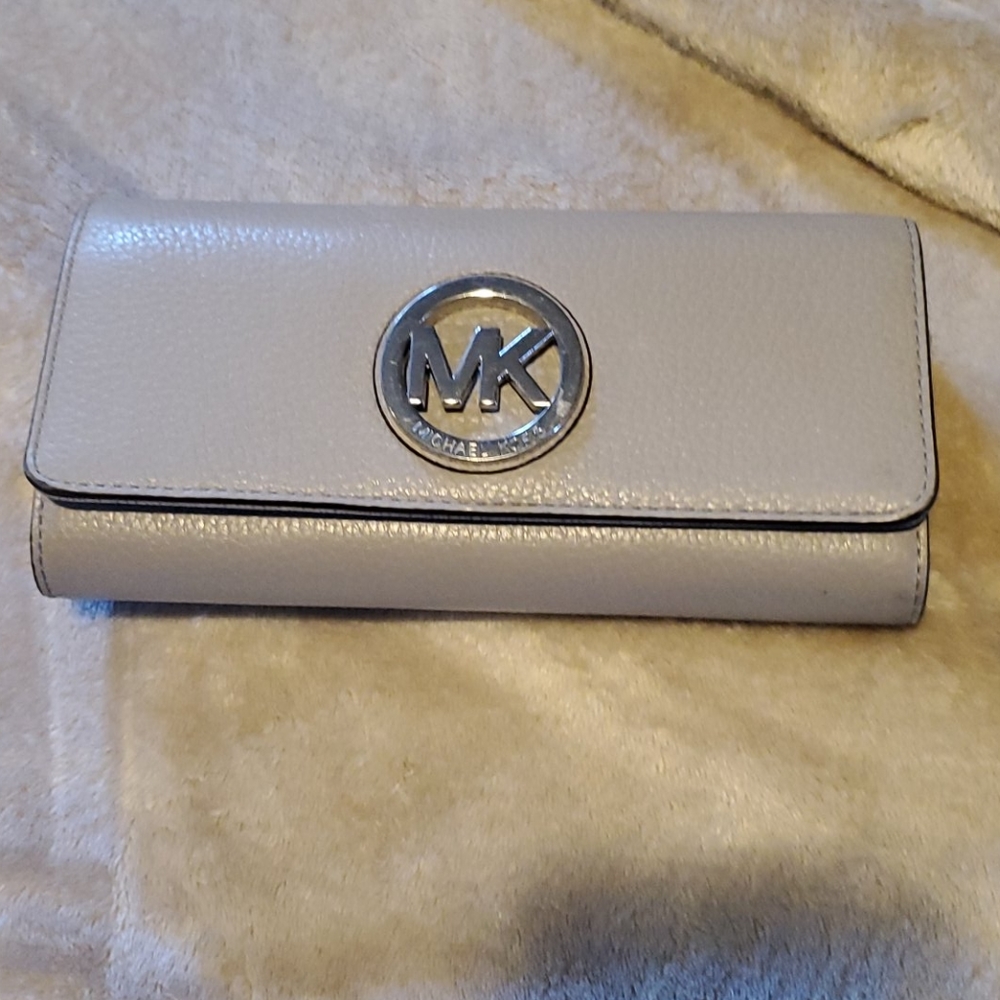Purse - Picture 4 of 8